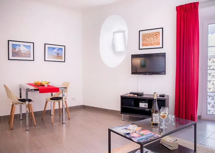 Apartamentos Marreiros Neto